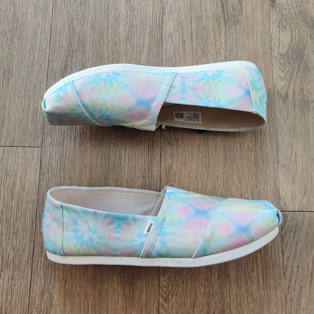 TOMS Alpargata Multicolored Pastel Tie Dye Slip On Canvas Sneaker - Picture 5 of 13